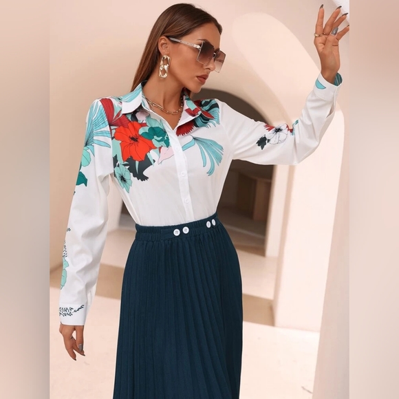 SHEIN Tops - Modely Floral Print Button Front Shirt